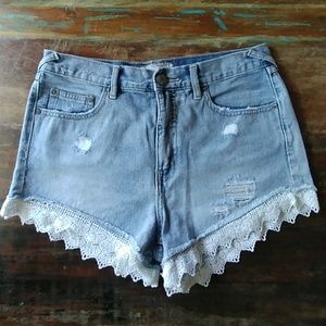 Free People size 28 distressed shorts